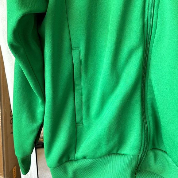 Adidas Men’s Jacket size Large - Picture 5 of 10